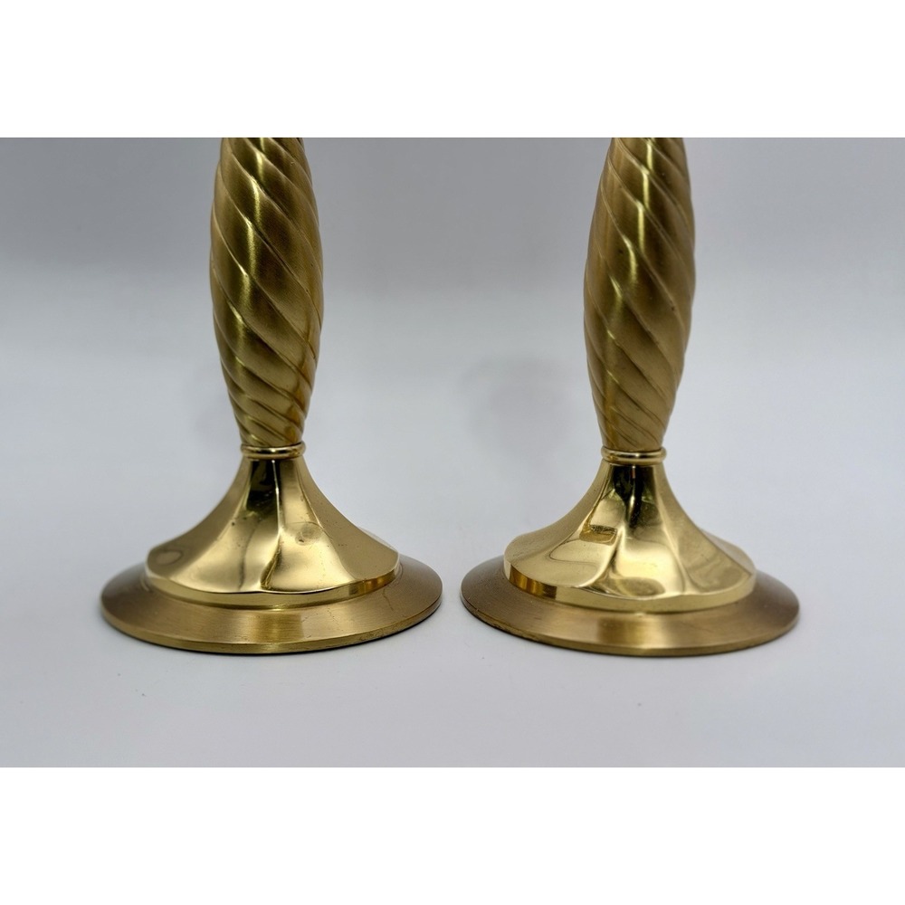 Vintage PartyLite Brass Candlestick Pair Spiral Twist Heavy Gold 7 Inch Tall - Picture 2 of 6